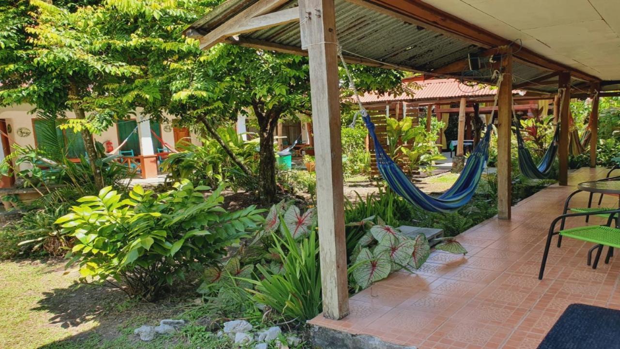 Cabinas Palmer Makanda Cahuita Buitenkant foto