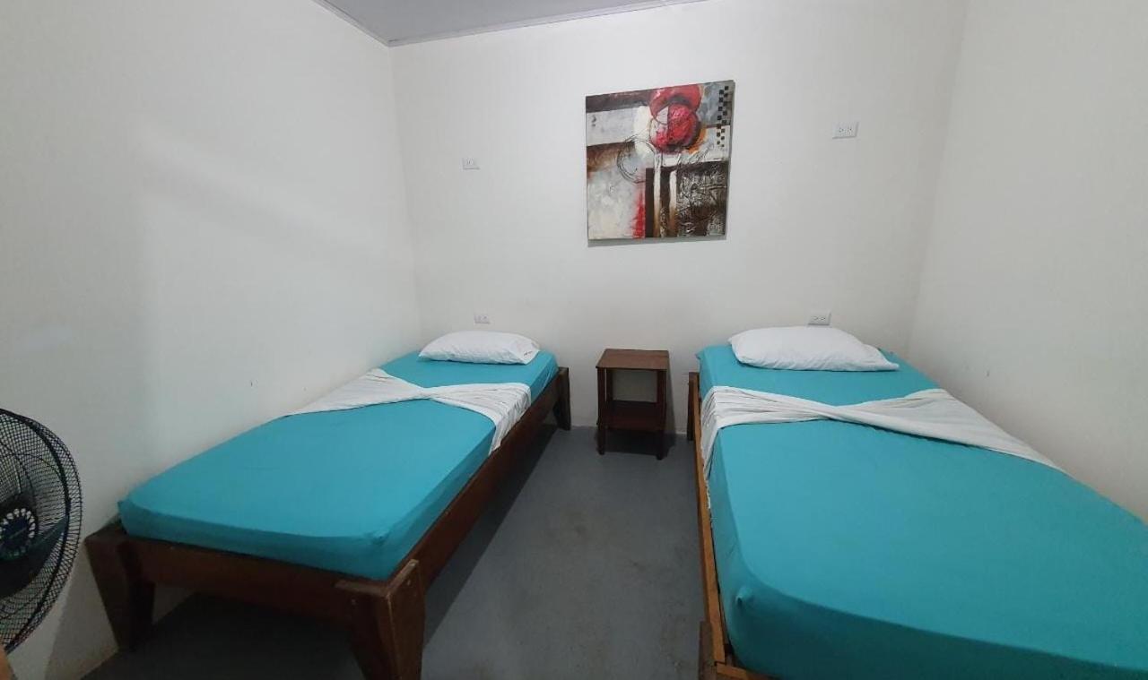 Cabinas Palmer Makanda Cahuita Buitenkant foto