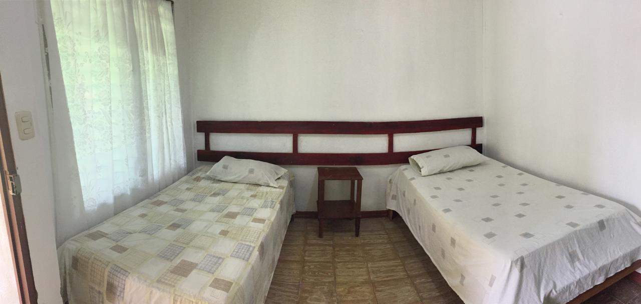 Cabinas Palmer Makanda Cahuita Buitenkant foto